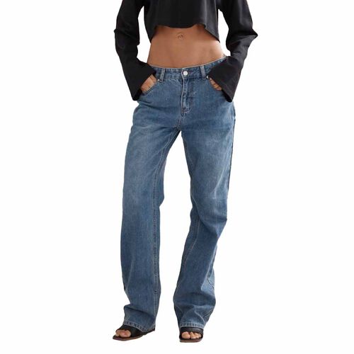 Caitlin Crisp Boyfriend Jean